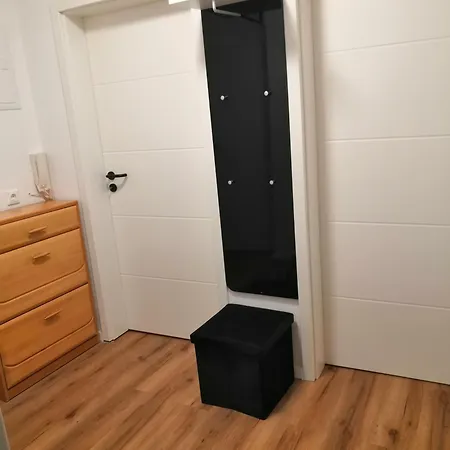 Schoene Am Bahnhof Apartament *