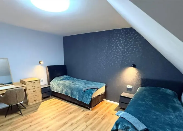 Schoene Am Bahnhof 아파트 슈베르테